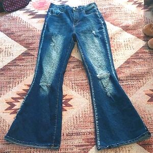 Souther Fried Chics Hi Rise Flare Cheetah Print Legs